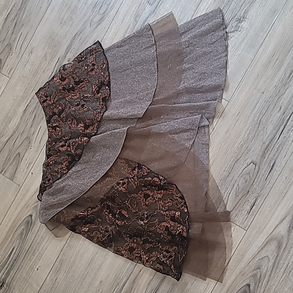 Cute Fun Skirt by Irene'l size 4 NWOT